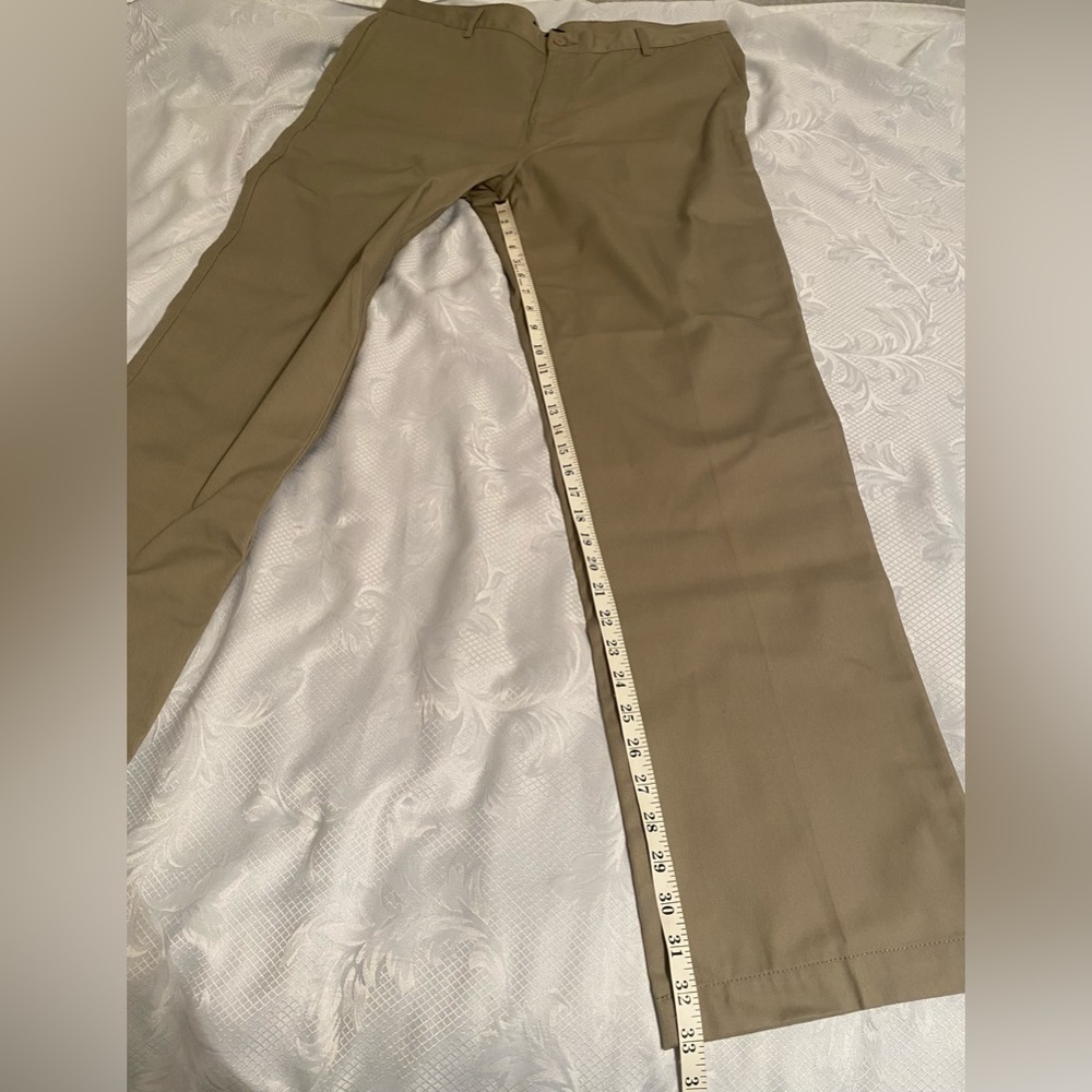 Mens 38x34 Austin Clothing Co. Khaki Pants. - Picture 4 of 6